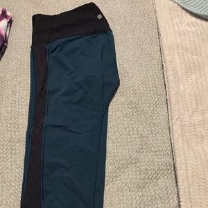 Lululemon Capri pants